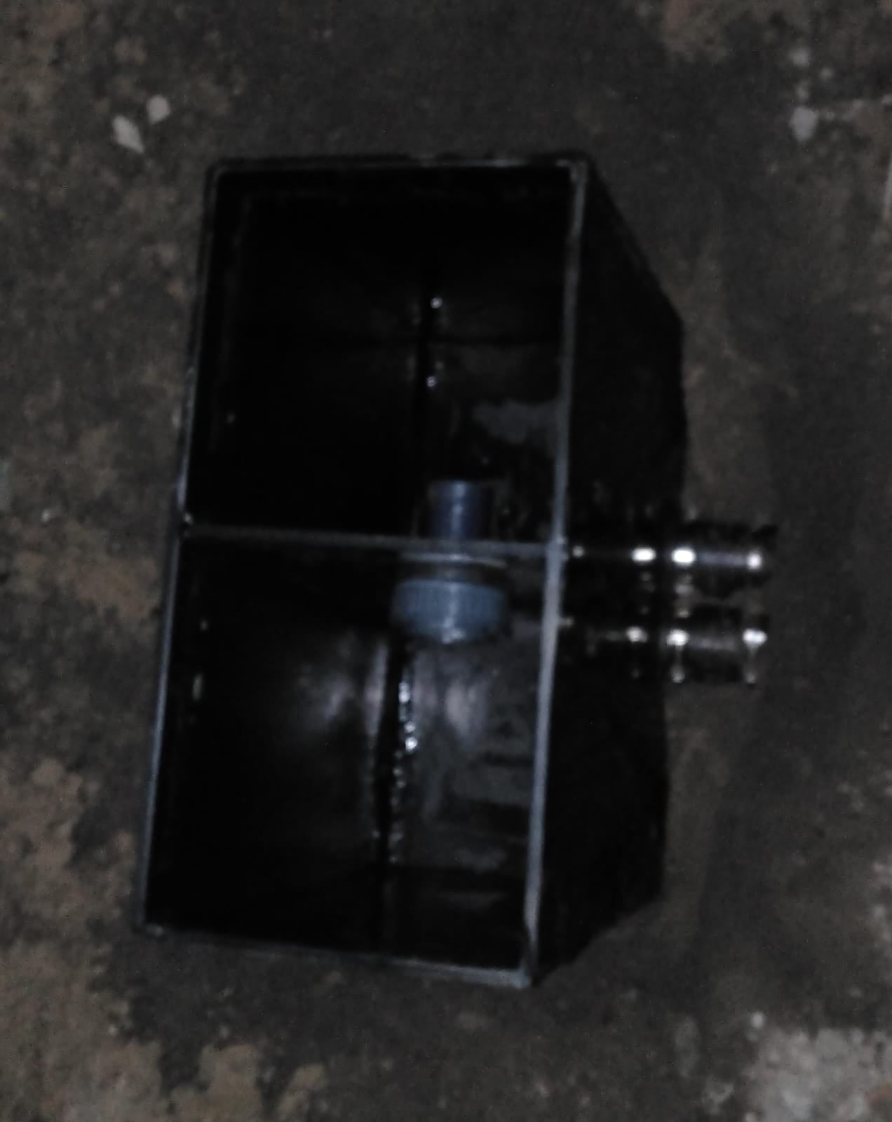 Pumpensumpf für Bato-Bucket-Systeme – 240 l PE100, erdverbaubar & anschlussbereit